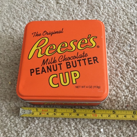 Repop Reese’s Tin - Picture 3 of 7